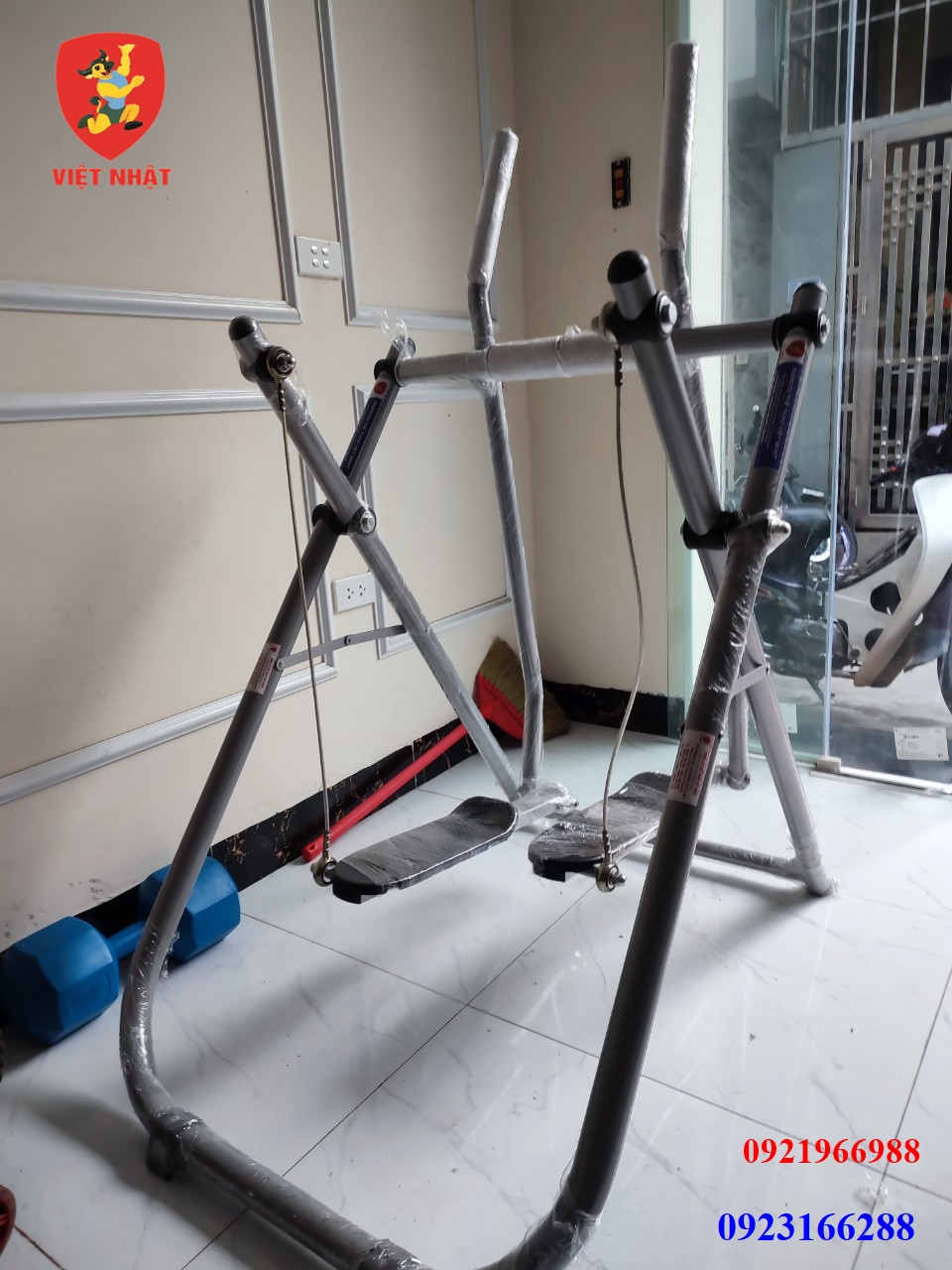 máy chạy bộ trên không VN